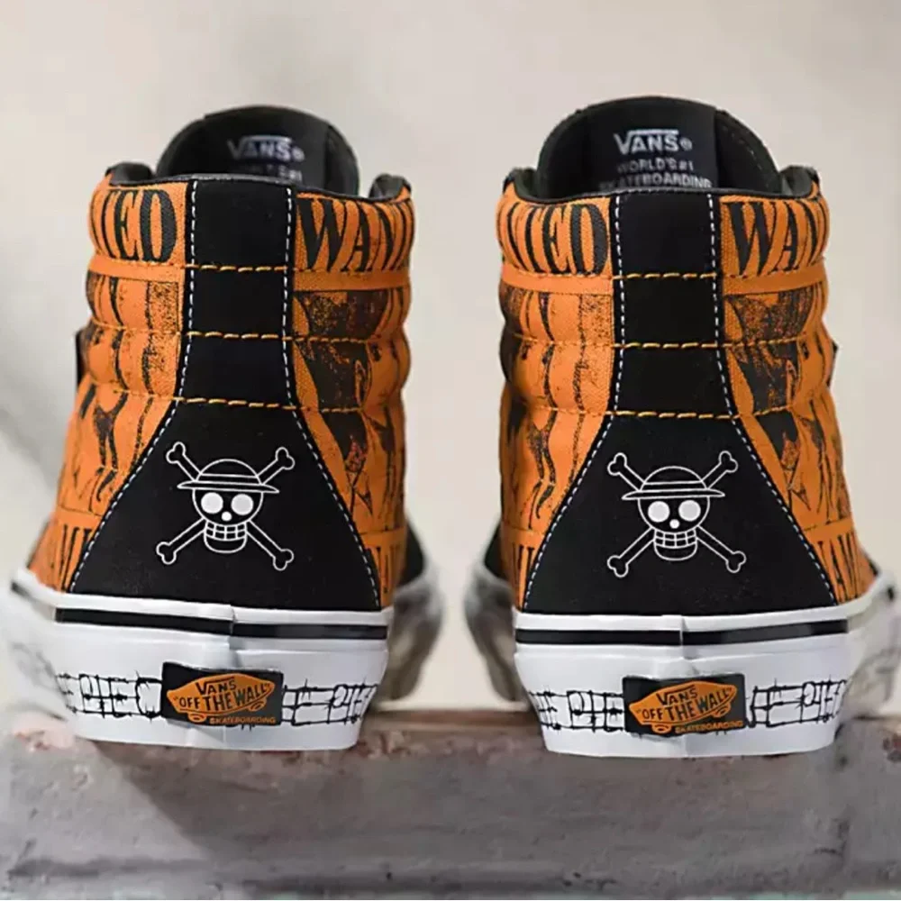 VANS X ONE PIECE COLLABORATION Men’s SKATE SK8-HI SHOE
One Piece Wanted Nami Ora - Picture 13 of 16